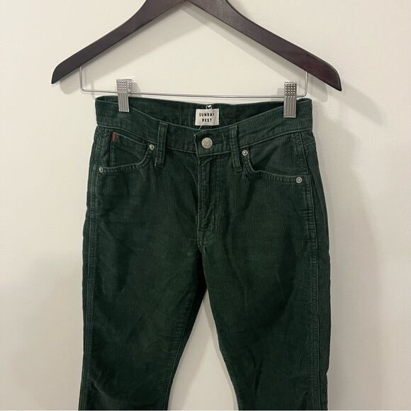 Aritzia Sunday Best Zola Mom Corduroy Pants in Scarab Green Size 00 - Picture 5 of 15